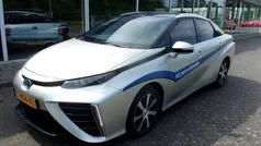 Grijs Gebruikt 2016 Toyota Mirai Sedan | € 12.995 (Eerlijke prijs)