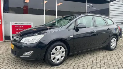 Occasion 2011 Opel Astra Edition Stationwagen | € 4.750 (Eerlijke prijs)