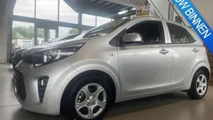 Grijs, metallic lak Nieuw 2024 Kia Picanto Comfort Hatchback | € 15.945 (Goede deal)