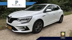 Wit Gebruikt 2022 Renault Mégane IV Intens Hatchback | € 18.250 (Eerlijke prijs)