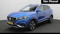 Blauw Gebruikt 2021 MG ZS Luxury Sedan | € 16.495 (Eerlijke prijs)