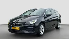 Zwart Gebruikt 2020 Opel Astra Elegance Stationwagen | € 15.895 (Eerlijke prijs)