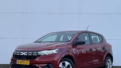 Occasion Dacia Sandero Essentiel 2023 Rood Hatchback