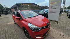 Rood Gebruikt 2018 Renault Clio GrandTour Stationwagen | € 7.499 (Goede deal)
