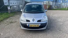 Grijs Gebruikt 2010 Renault Grand Modus Expression MPV | € 2.599 (Eerlijke prijs)