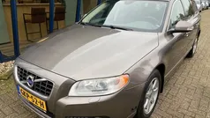 Grijs Gebruikt 2008 Volvo V70 Summum Stationwagen | € 10.945 (Eerlijke prijs)