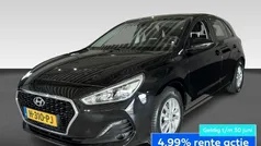 Zwart Gebruikt 2020 Hyundai i30 Comfort Hatchback | € 16.390 (Eerlijke prijs)