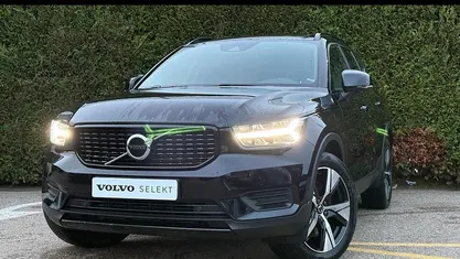 Gebruikt 2021 Volvo XC40 R-Design SUV | € 31.940 (Eerlijke prijs)