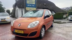 Oranje Gebruikt 2008 Renault Twingo Hatchback | € 2.250 (Eerlijke prijs)