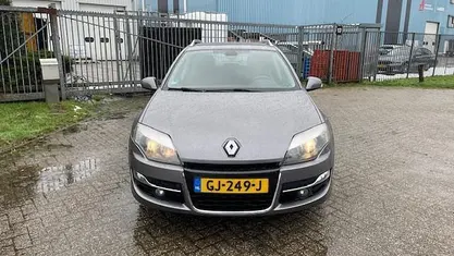 Grijs Gebruikt 2013 Renault Laguna III Collection Stationwagen | € 3.599 (Eerlijke prijs)