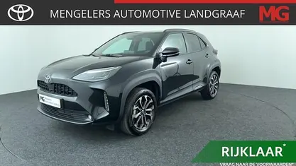 Occasion 2025 Toyota Yaris Cross Plus SUV | € 30.950 (Eerlijke prijs)