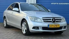Grijs Gebruikt 2007 Mercedes C180 Sedan | € 3.950 (Eerlijke prijs)