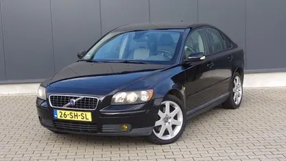 Zwart Occasion 2006 Volvo S40 Sedan | € 2.350 (Goede deal)