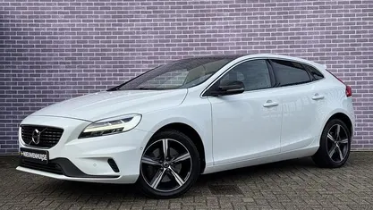 Occasion Volvo V40 2019 Wit Hatchback