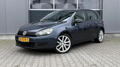 Grijs Gebruikt 2009 VW Golf VI Comfortline Hatchback | € 2.745 (Eerlijke prijs)