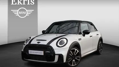 Wit Occasion 2024 Mini Cooper S Hatchback | € 36.950 (Eerlijke prijs)