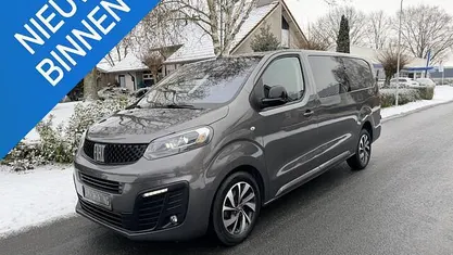 Grijs Gebruikt 2022 Fiat Scudo Van | € 23.750 (Goede deal)