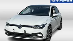 Wit Gebruikt 2020 VW Golf VII Style Hatchback | € 23.950 (Eerlijke prijs)