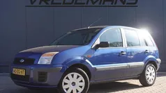 Blauw Gebruikt 2008 Ford Fusion Cool & Sound Edition MPV | € 1.150 (Eerlijke prijs)