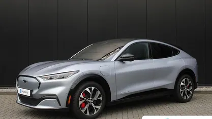 Grijs Gebruikt 2024 Ford Mustang Mach-E SUV | € 33.795 (Super prijs)