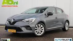 Stadsgrijs kpw Gebruikt 2020 Renault Clio V Intens Hatchback | € 12.900 (Eerlijke prijs)