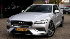 Gebruikt 2022 Volvo V60 Stationwagen | € 19.950 (Super prijs)