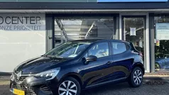 Zwart Gebruikt 2022 Renault Clio V Equilibre Hatchback | € 13.950 (Goede deal)