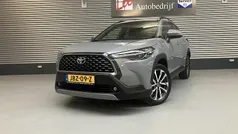 Grijs Gebruikt 2024 Toyota Corolla Cross Style SUV | € 36.400 (Eerlijke prijs)