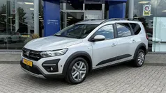 Grijs Gebruikt 2022 Dacia Jogger Comfort MPV | € 18.950 (Eerlijke prijs)