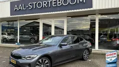 Grijs Gebruikt 2020 BMW 330 Executive Sedan | € 33.900 (Goede deal)