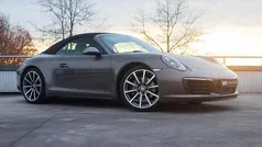 Grijs (metallic) Gebruikt 2017 Porsche 911 Carrera 4 Cabriolet Cabriolet | € 107.500 (Eerlijke prijs)