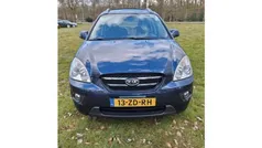 Gebruikt 2008 Kia Carens MPV | € 4.250 (Eerlijke prijs)