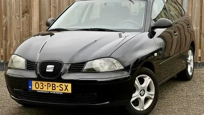 Gebruikt 2004 Seat Ibiza Stella Hatchback | € 1.950 (Eerlijke prijs)