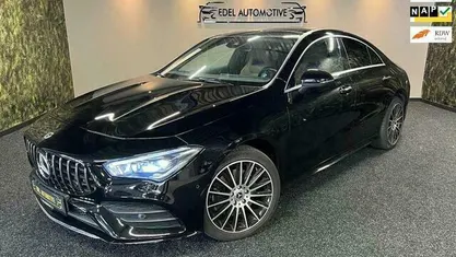 Zwart Gebruikt 2020 Mercedes CLA200 Premium Plus Sedan | € 34.999 (Eerlijke prijs)