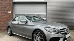 Grijs, metallic lak Gebruikt 2014 Mercedes C200 AMG Sedan | € 18.544 (Eerlijke prijs)