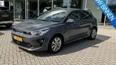 Grijs Gebruikt 2021 Kia Rio Hatchback | € 17.900 (Eerlijke prijs)