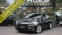 Zwart Gebruikt 2016 BMW 225 Executive Stationwagen | € 15.850 (Goede deal)