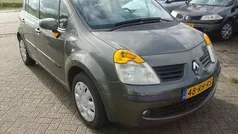Gebruikt 2005 Renault Modus Authentique MPV | € 1.895 (Eerlijke prijs)