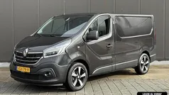 Zwart Gebruikt 2020 Renault Trafic Van | € 15.900 (Goede deal)