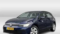 Blauw Gebruikt 2021 VW Golf VIII Life Hatchback | € 20.450 (Eerlijke prijs)