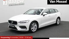 Gebruikt 2020 Volvo V60 Momentum Stationwagen | € 27.900 (Goede deal)