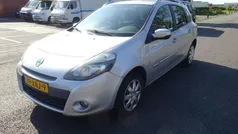 Grijs Gebruikt 2012 Renault Clio GrandTour Collection Stationwagen | € 2.950 (Eerlijke prijs)