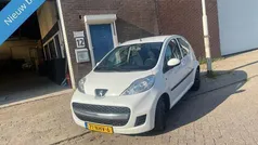 Wit Gebruikt 2010 Peugeot 107 Hatchback | € 2.749 (Eerlijke prijs)