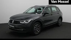 Grijs Gebruikt 2022 VW Tiguan Life SUV | € 34.400 (Goede deal)