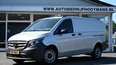 Grijs Gebruikt 2020 Mercedes Vito MPV | € 18.950 (Eerlijke prijs)