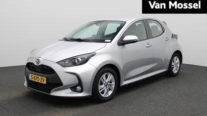 Grijs Occasion 2023 Mazda 2 Hatchback | € 18.400 (Eerlijke prijs)