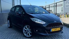 Zwart, metallic lak Gebruikt 2013 Ford Fiesta ST-Line Hatchback | € 6.500 (Eerlijke prijs)