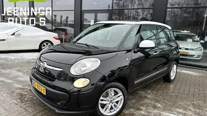 Zwart Gebruikt 2017 Fiat 500L Lounge MPV | € 10.990 (Eerlijke prijs)
