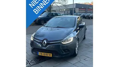 Gebruikt 2018 Renault Clio IV Intens Hatchback | € 8.750 (Eerlijke prijs)