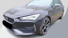 Zwart Gebruikt 2022 Cupra Leon VZ Stationwagen | € 25.900 (Goede deal)
